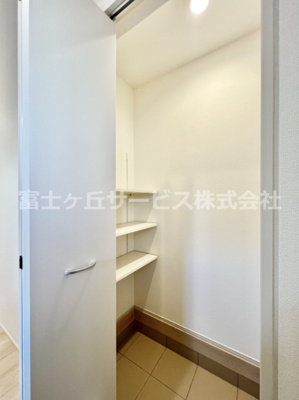 【収納】 | 沼津市大岡 5期  新築一戸建て D号棟 | 収納豊富です