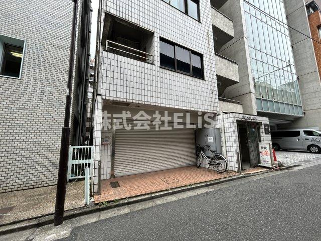 第２スヂノビル　302の駐車場