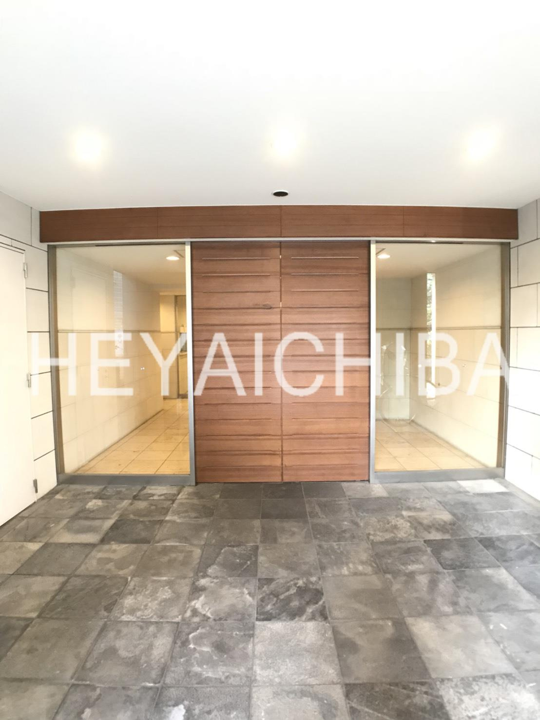 サンクレール荒川ブランガーデンのエントランス