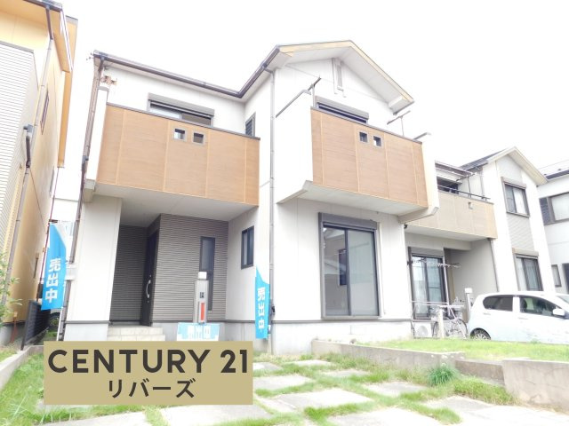 海部郡大治町大字西條字笠見立の中古一戸建の外観|☆２０２５年７月　内装リフォーム済☆　　いつでもご案内出来ます♪（お問合せ当日、平日、水曜、夜間の見学でもＯＫ）　駐車並列２台可！　南面に庭付き♪　全居室で約６．０帖以上で収納完備！　２面バルコニー♪