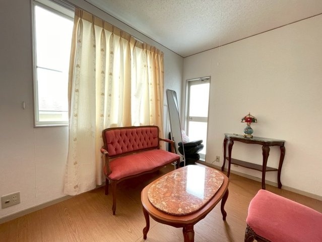 東金市日吉台５丁目　中古戸建の洋室