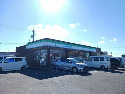 【周辺】 | アルメリアＡ | ファミリーマート　小吹店まで850m