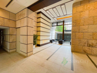 【エントランス】 | グランスイート広尾