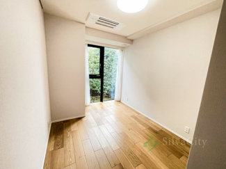 【洋室】 | グランスイート広尾