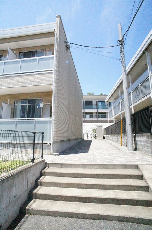 リブリ・クレストの外観