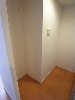 リブリ・クレストのその他