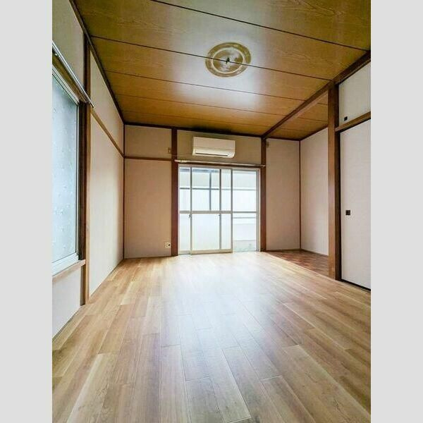 第三加藤荘の洋室