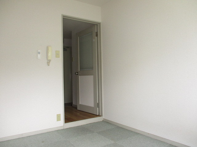 メゾンヒグチの居間・リビング