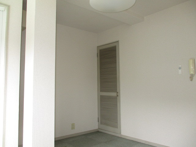 メゾンヒグチの居間・リビング