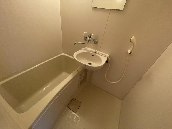 【浴室】 | Rinky Garden