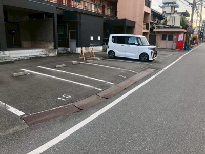 【駐車場】 | ＦＥＬＩＣＥ手柄