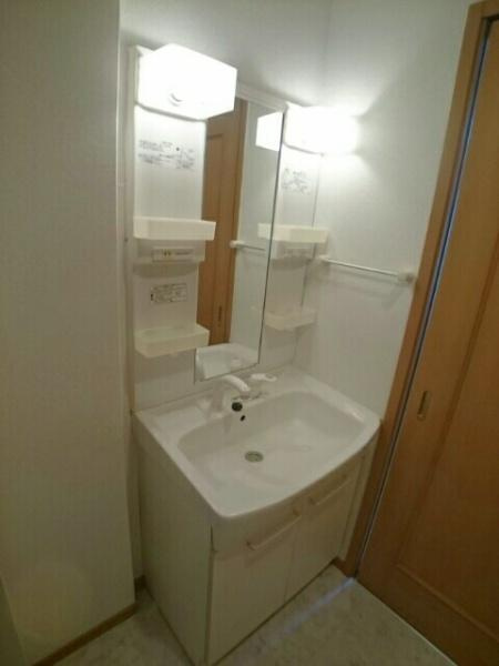 ｆｉｒｓｔ　ｏｎｅ　Ｃの洗面所