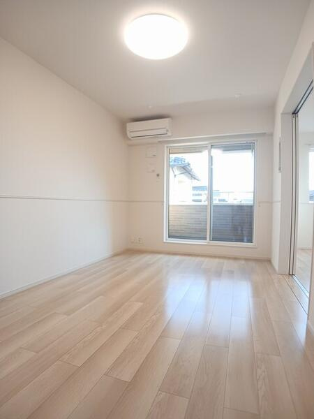 サンライズの居間・リビング