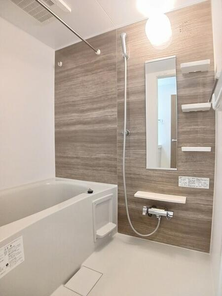 サンライズの浴室