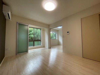 【内装】 | スリーステップ