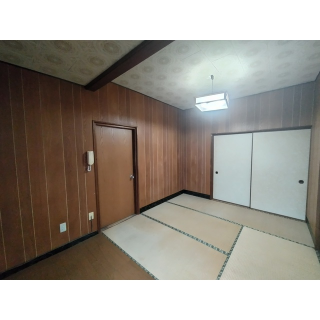 岐阜市室津町１丁目の一戸建ての内装