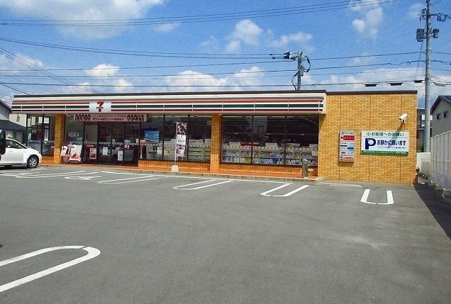 シャン・イリーデＢの周辺|セブンイレブンまで400m