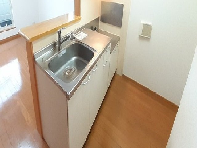 シャン・イリーデＢのキッチン