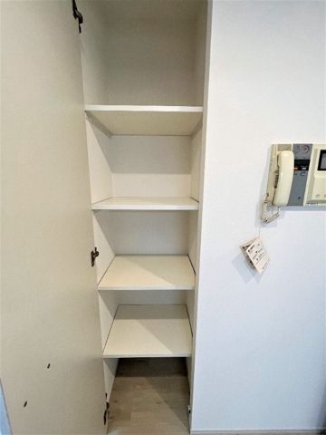 レジディア神田東の収納