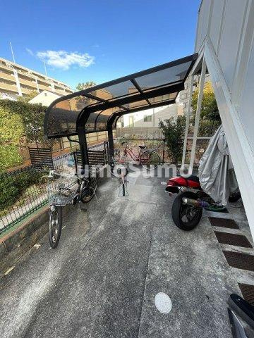 ラッスル大社の駐車場