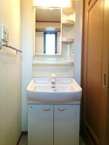 エイチーワン・ガーデンの洗面所