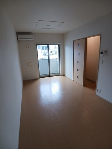 ＮＭＯＮ・ⅡＪの居間・リビング