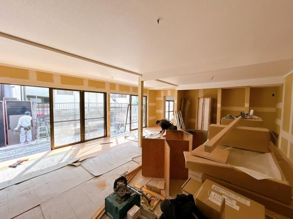 仲介手数料不要　カチタス合志市御代志　戸建て【西合志中央小・西合志中】の洋室|【リフォーム中】約5帖の洋室に変更予定です　天井・壁のクロスを貼り替えますので、部屋全体が明るくなると思います。