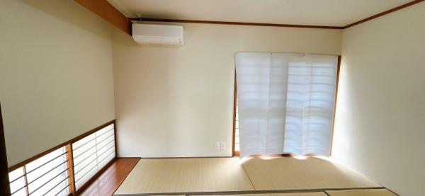 仲介手数料不要　カチタス上益城郡益城町大字辻の城【益城中央小・木山中】の和室|玄関を入ってすぐのお部屋です。1階6畳和室です。和室は客間としても寝室としても使用可能です。この部屋にはクーラーを設置しています。