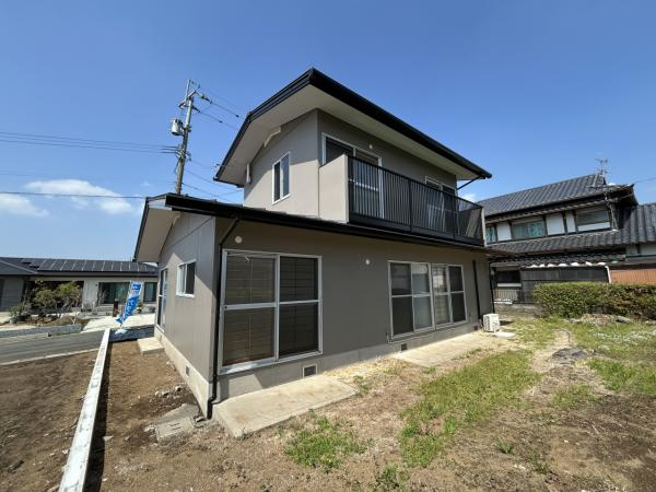 仲介手数料不要　カチタス上益城郡益城町大字辻の城【益城中央小・木山中】の外観|西側の植栽を伐採しました！西側の採光が確保できるのでリビングも明るくなります。