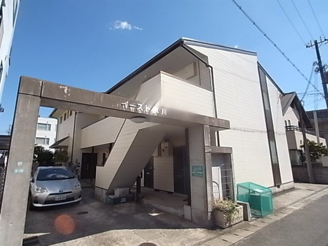 イースト夙川の外観