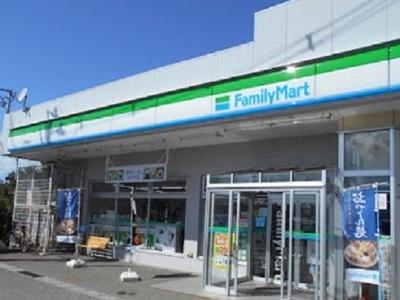 【周辺】 | スウィート・フル・ブライア | ファミリーマート 秋田割山店まで300m