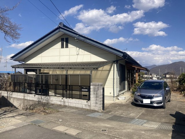 千曲市大字八幡の外観|04/12 08:53