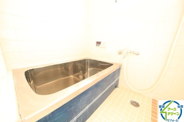 登貴和ハイツの浴室