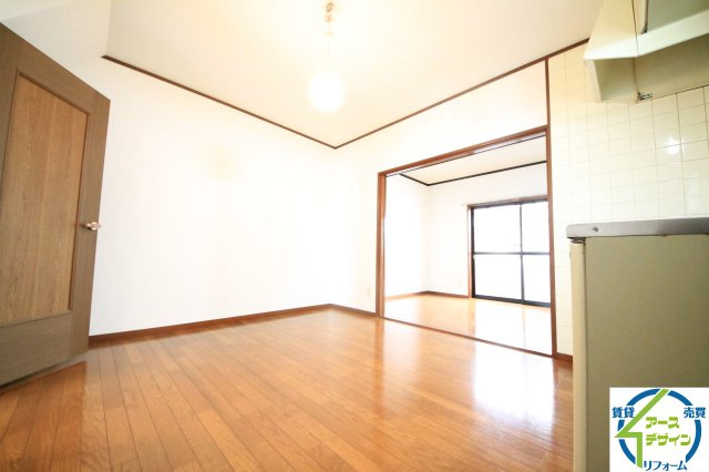 登貴和ハイツの居間・リビング