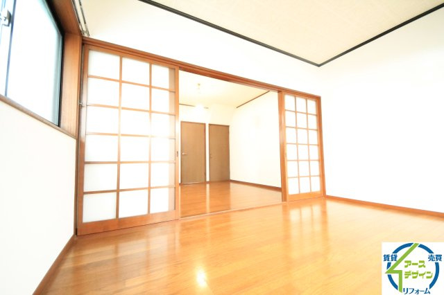 登貴和ハイツの洋室