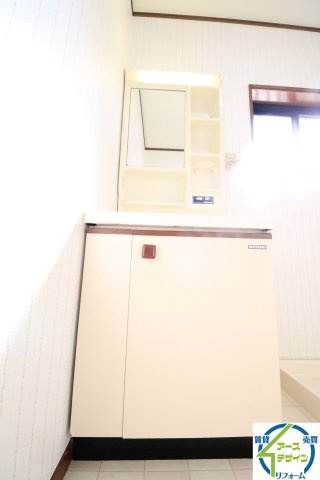 登貴和ハイツの独立洗面台