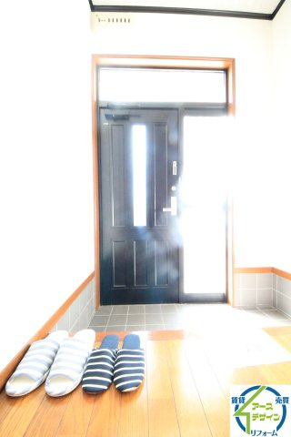 登貴和ハイツの玄関