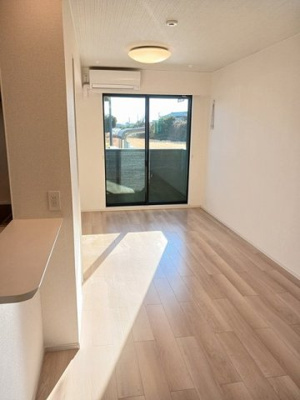 【居間・リビング】 | アルコパレーノⅡ | 使いやすいリビングです