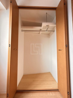 【収納】 | SERENiTE-04 | SERENiTE-04（セレニテ04）　クローゼット