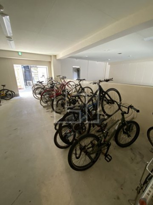 【その他共用部分】 | SERENiTE-04 | SERENiTE-04（セレニテ04）　駐輪場