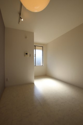 【洋室】 | カーサレガロ