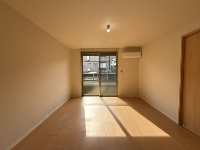 ヴィラーム　アウリンコのその他