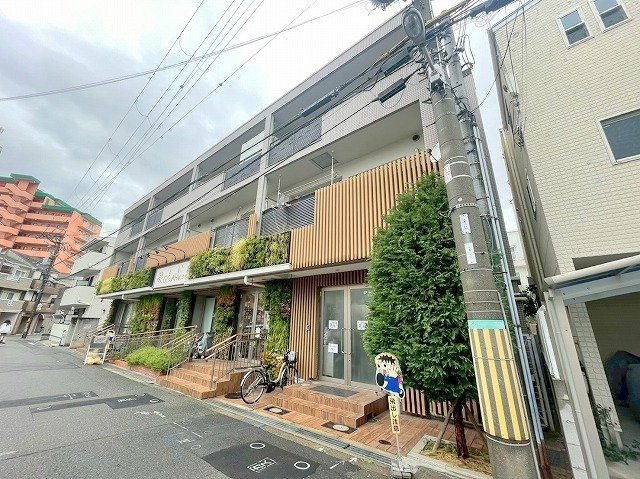 ラムール柴島の外観