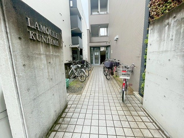 ラムール柴島のエントランス