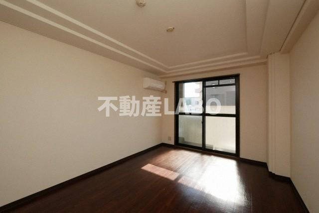 メゾンパシフィックの居間・リビング