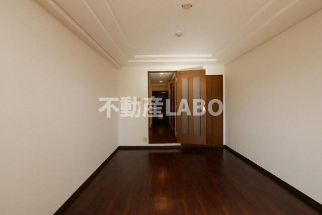 メゾンパシフィックの寝室