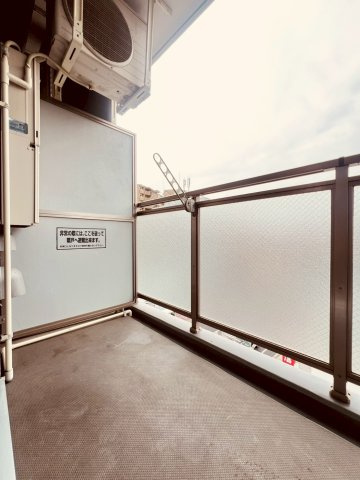 エステムプラザ神戸西Ⅳインフィニティのバルコニー