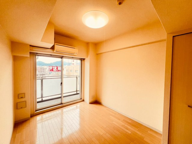 エステムプラザ神戸西Ⅳインフィニティの居間・リビング