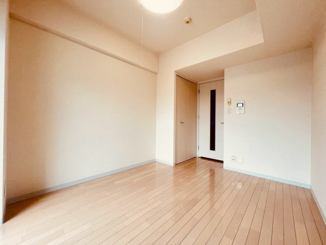 エステムプラザ神戸西Ⅳインフィニティの居間・リビング