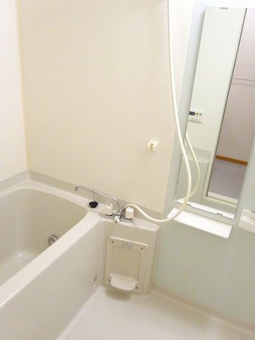 パークサイド前山　Ｂの浴室|お風呂です